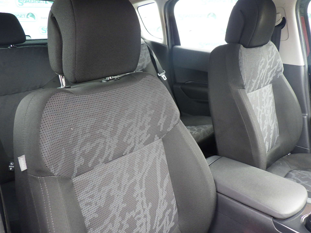 Peugeot 3008 Active Grey #22