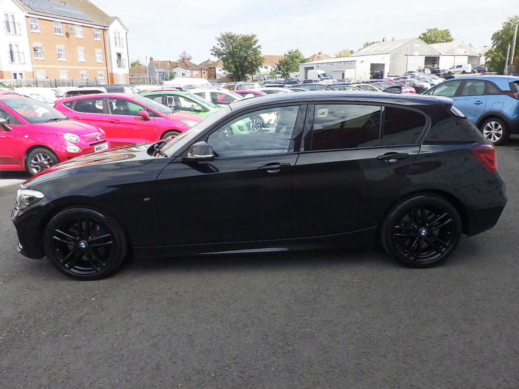 BMW 1 Series 2019 3.0 M140i Shadow Edition 335 Bhp Black #7