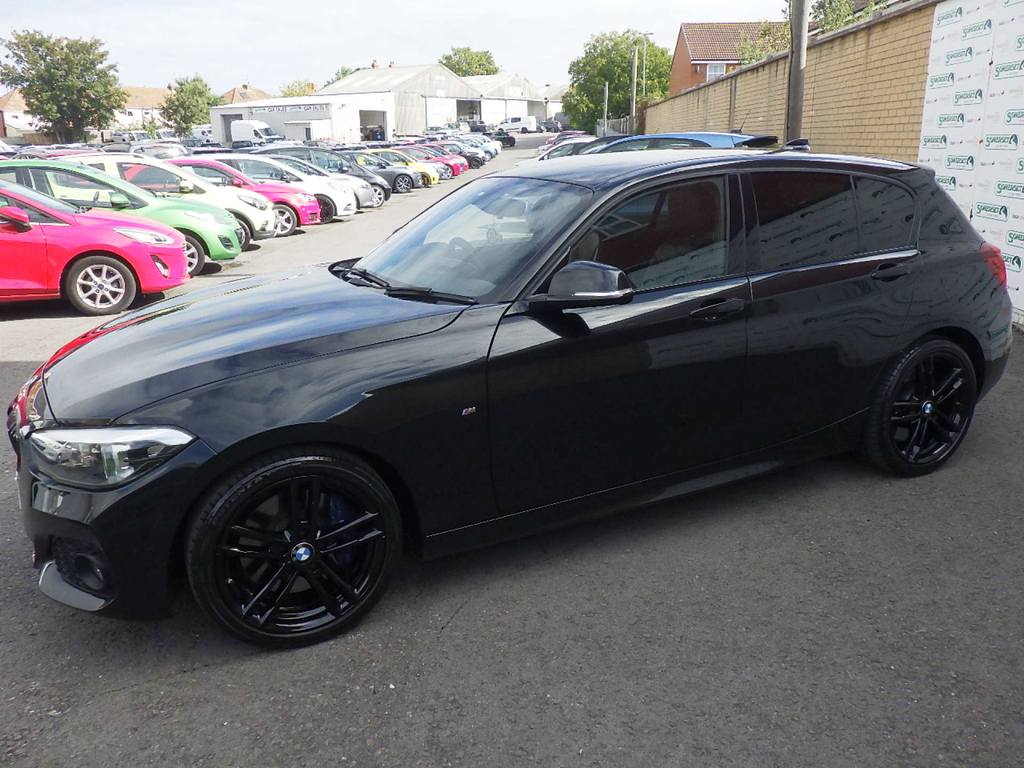 BMW 1 Series 118I M Sport Shadow Edition Black #6