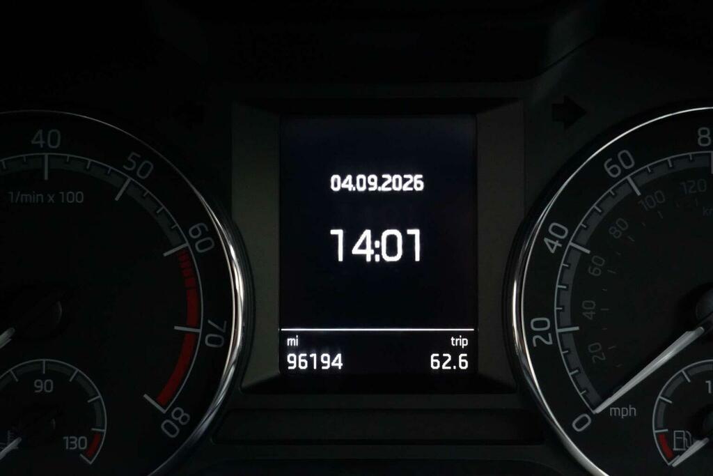Skoda Octavia Vrs White #23