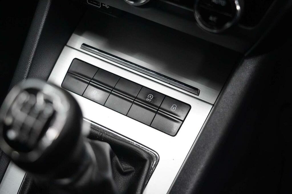 Skoda Octavia Vrs White #30