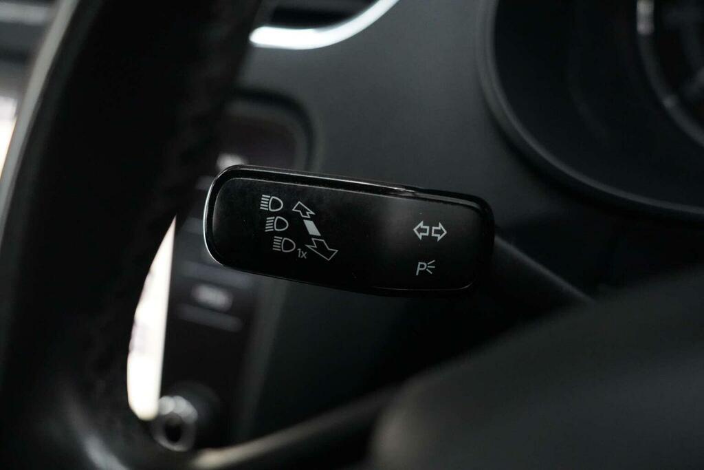 Skoda Octavia Vrs White #19