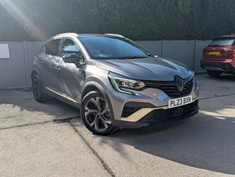 Renault Captur E-tech Engineered Grey