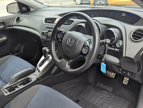 Honda Civic Se Plus-t White #11