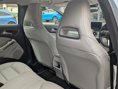 Mercedes-Benz A Class A200 Executive Amg Line White #16