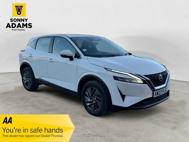 Nissan Qashqai 1.3 Dig-t Mhev Acenta Premium Suv Hybri White