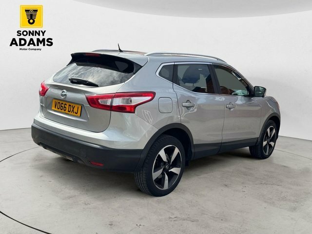 Nissan Qashqai 1.5 Dci N-connecta Suv 2Wd Euro Silver #4
