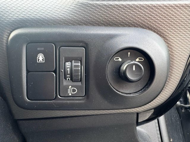 Citroen C4 Cactus Bluehdi Ripcurl Red #31