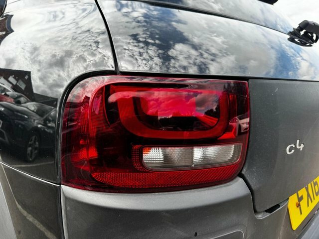 Citroen C4 Cactus Bluehdi Ripcurl Red #45