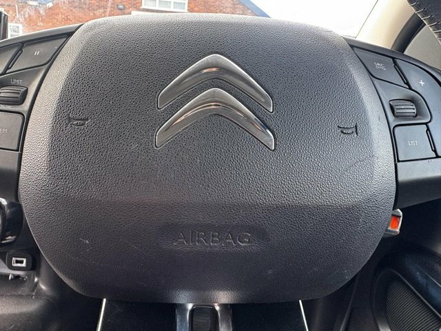 Citroen C4 Cactus Bluehdi Ripcurl Red #13