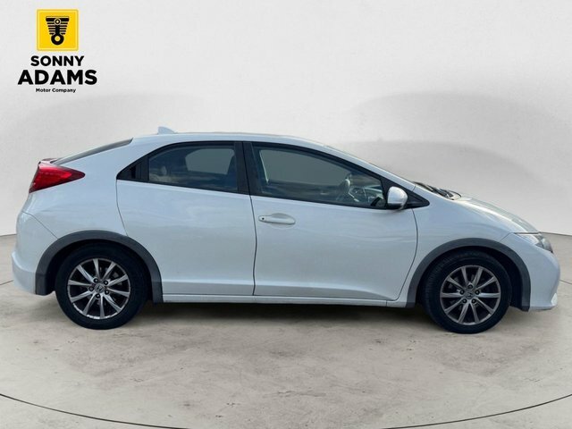 Honda Civic 1.4 I-vtec Se Hatchback Euro 5 White #3