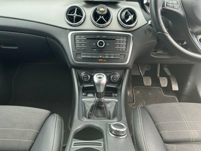 Mercedes-Benz CLA Class Cla200 Cdi Sport Silver #11