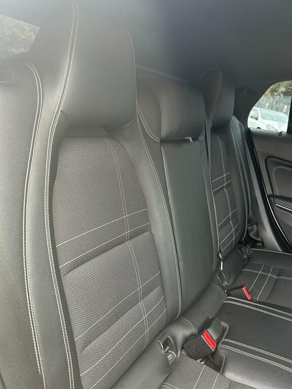Mercedes-Benz CLA Class Cla200 Cdi Sport Silver #27