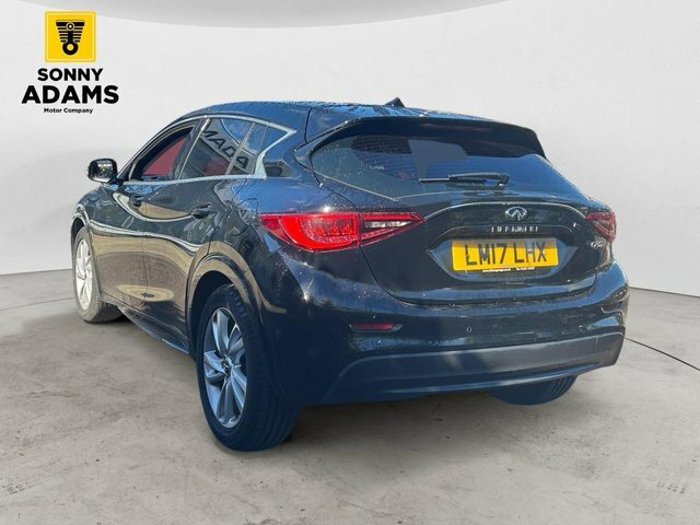 Infiniti Q30 D Premium Brown #5