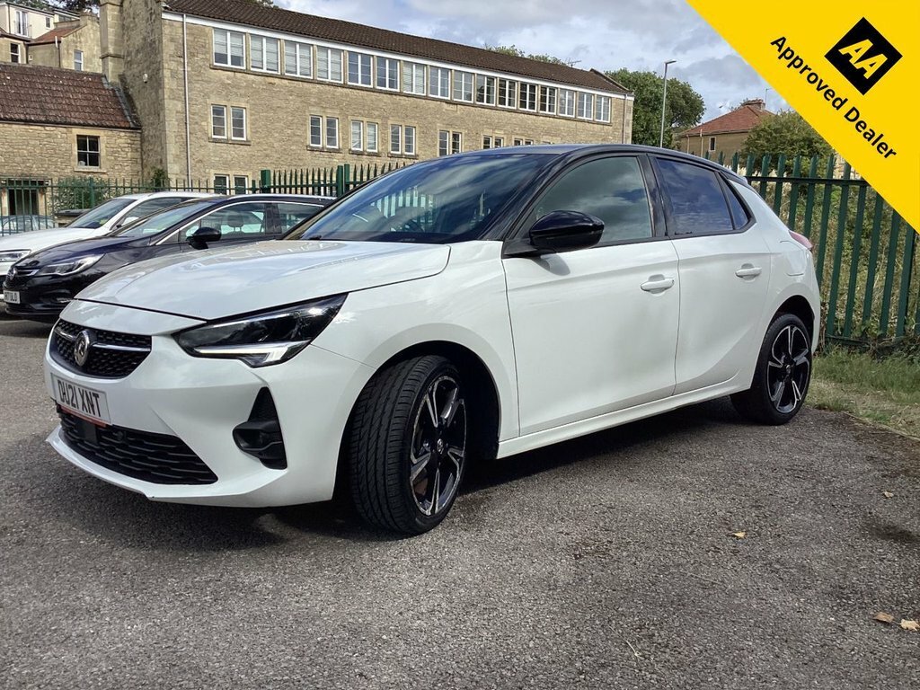 Vauxhall Corsa 1.2L Sri Premium DU21XNT White #4