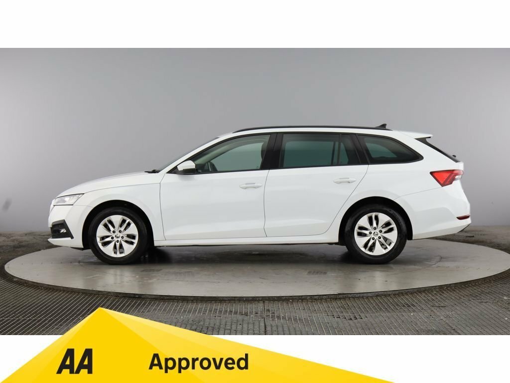Skoda Octavia 1L Se Technology White #3
