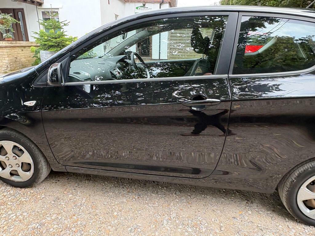 Kia Picanto   #8