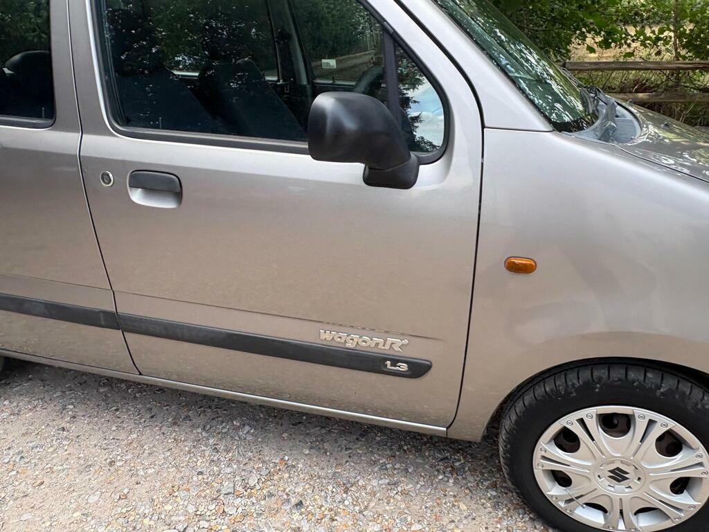 Suzuki Wagon R Gl R Silver #9