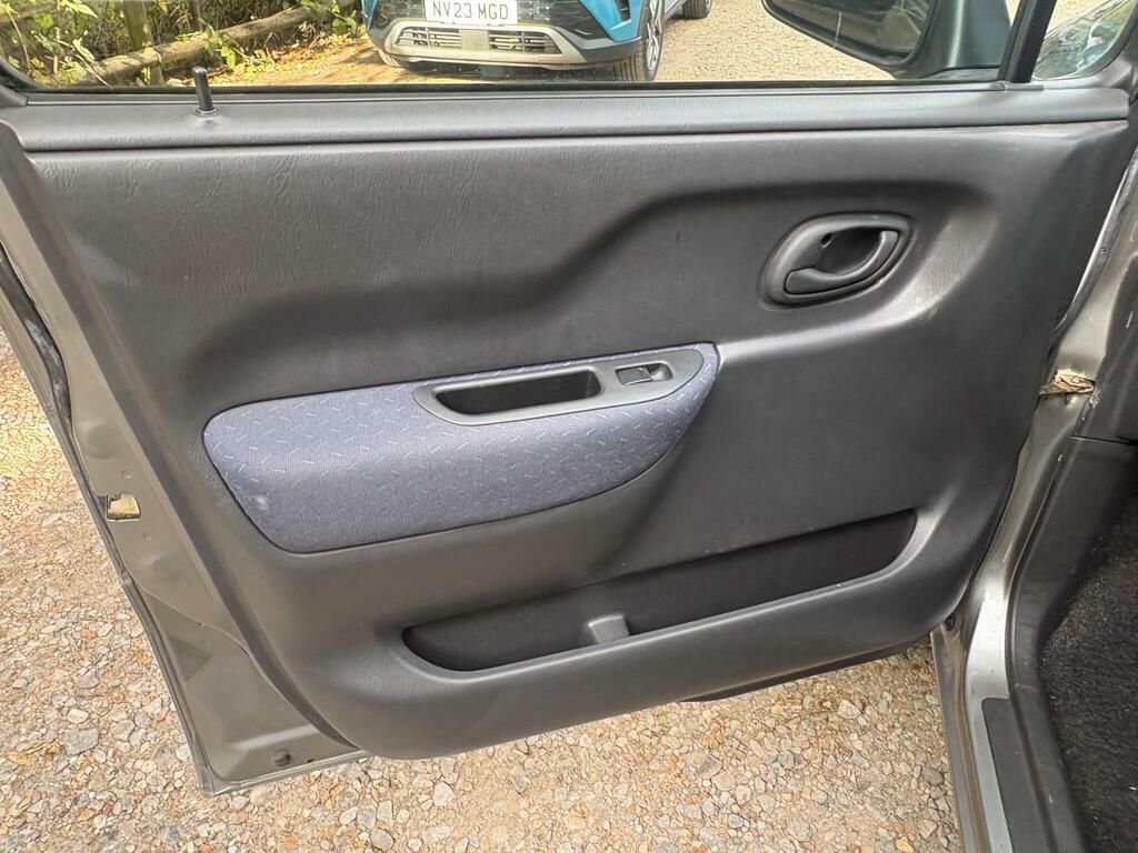 Suzuki Wagon R Gl R Silver #31