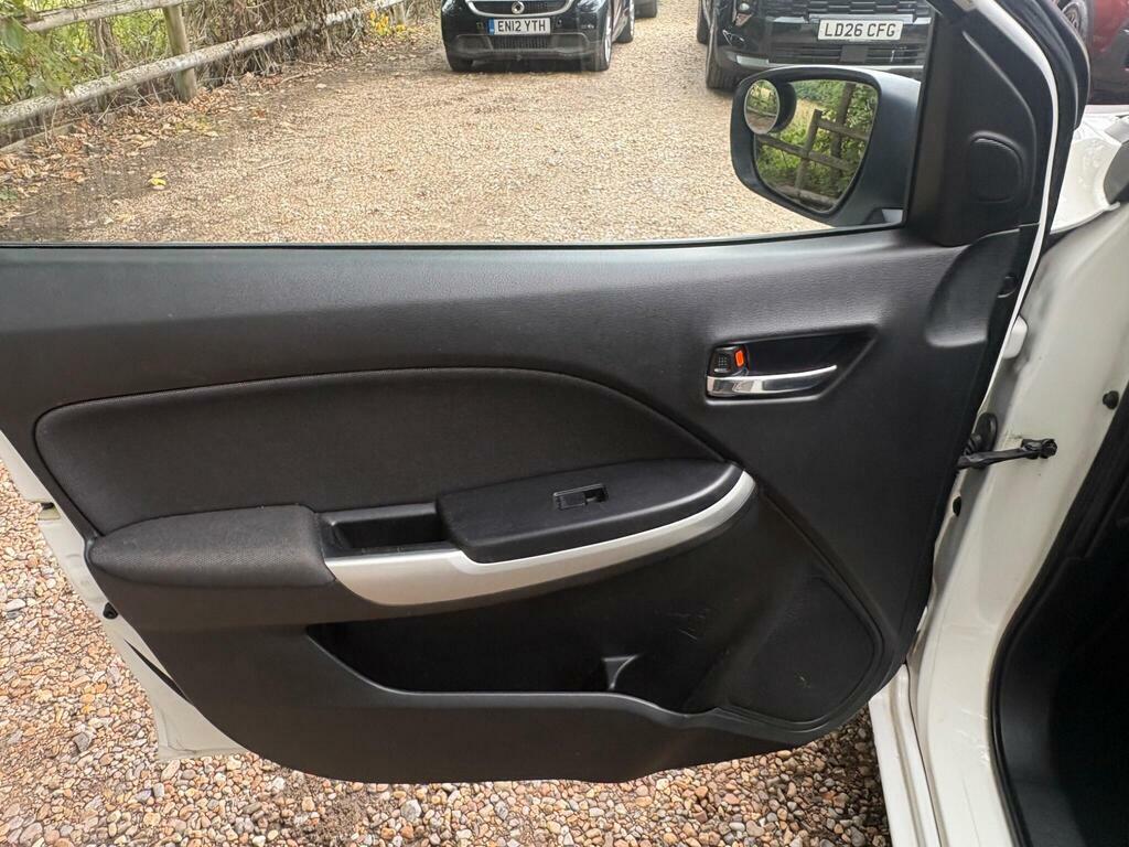 Suzuki Baleno 1.2 Dualjet Sz3 Silver #27