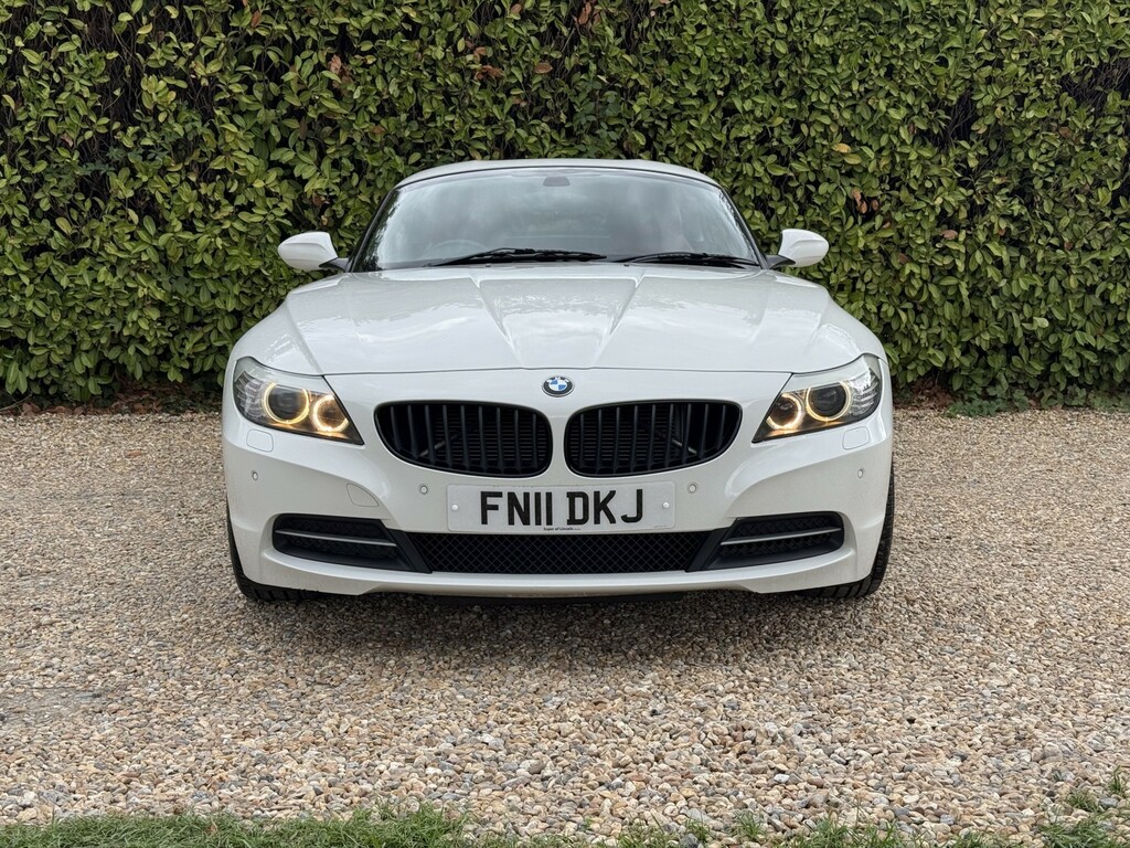 BMW Z4 2.5 Z4 Sdrive23i Highline Edition White #4