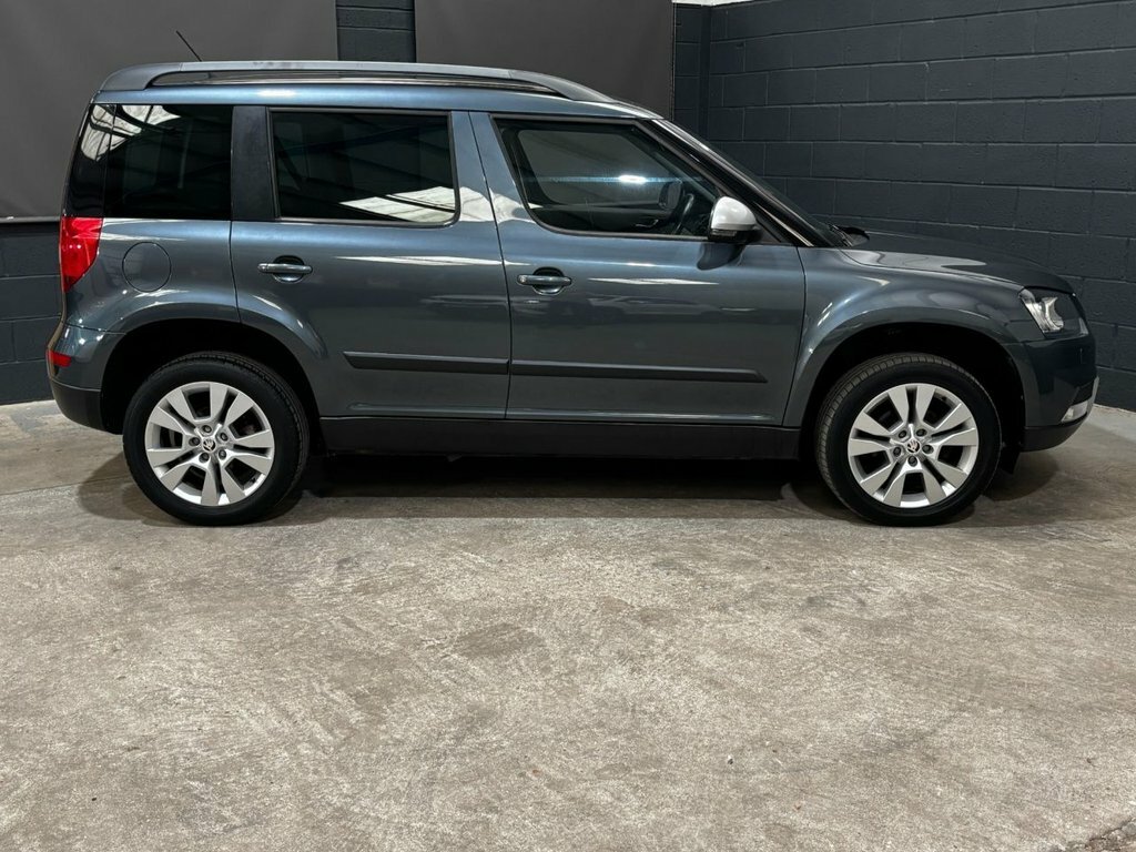 Skoda Yeti 1.2L Se L Grey #5