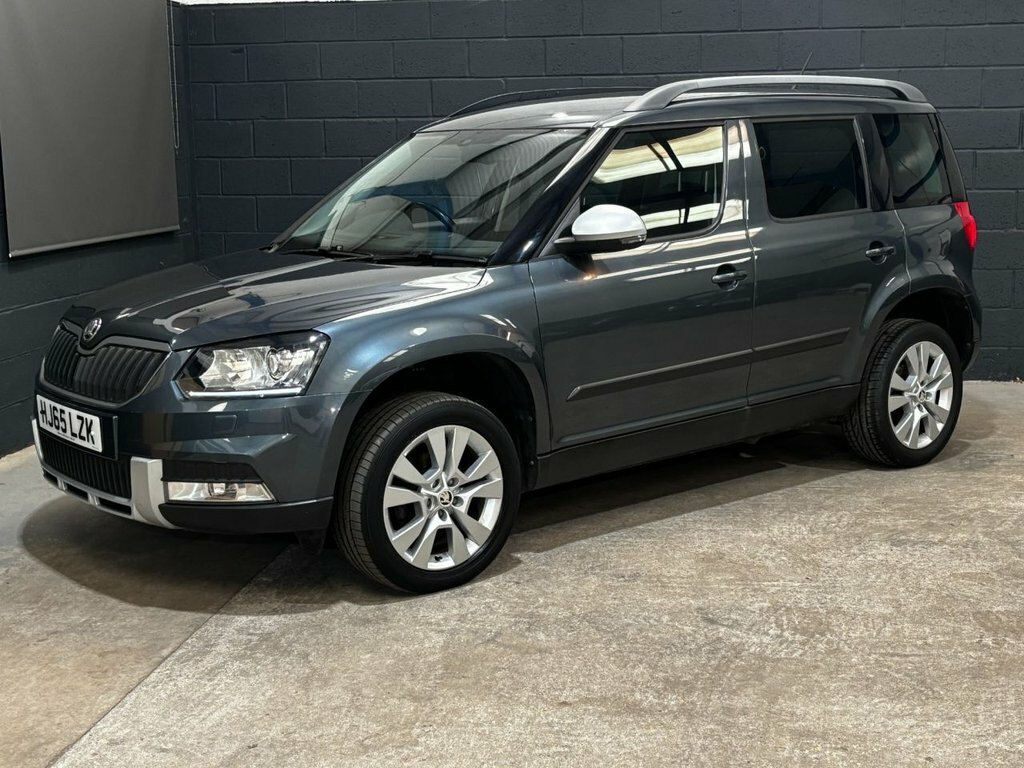 Skoda Yeti Hatchback Elegance White #14