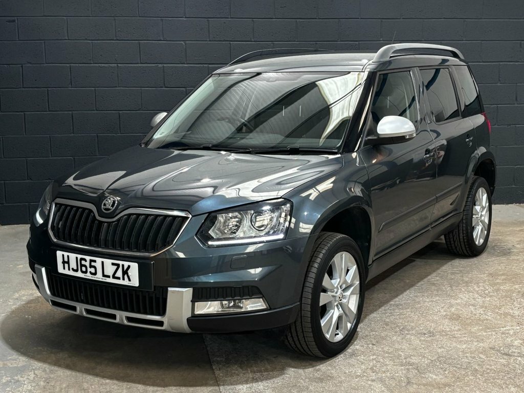 Skoda Yeti Hatchback Elegance White #16