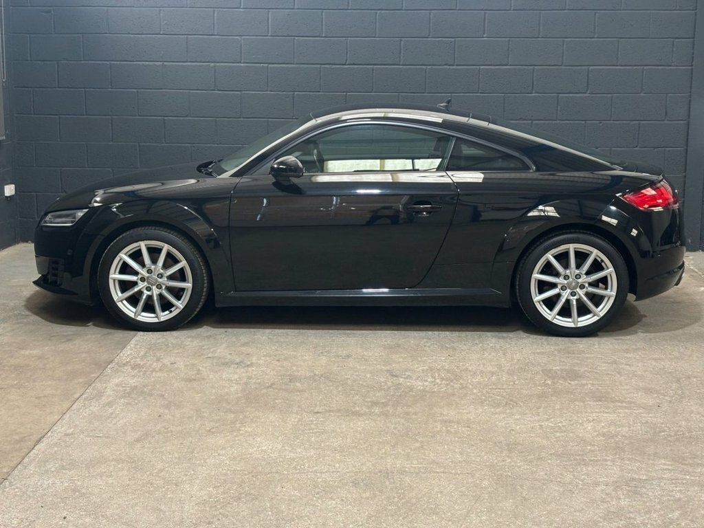 Audi TT 2L Sport Black #6