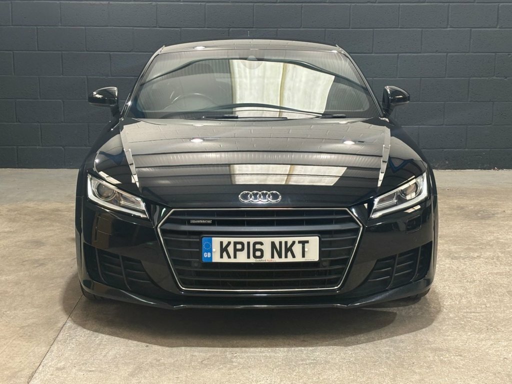 Audi TT 2L Sport Black #3