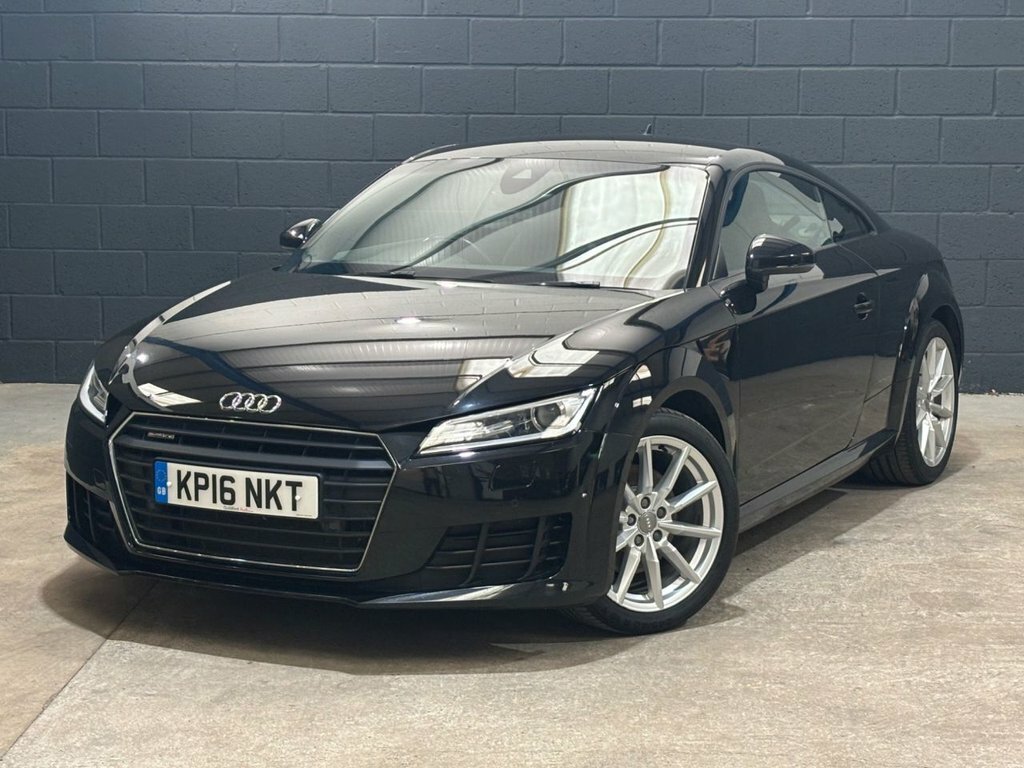 Audi TT 2L Sport Black #4