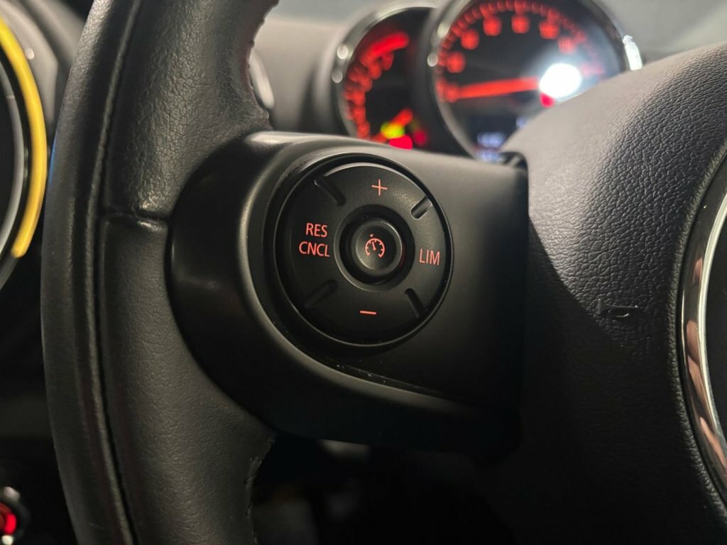 Mini Clubman Cooper Classic White #30