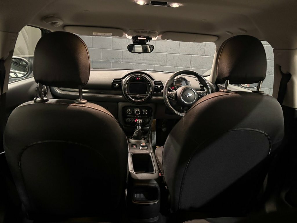Mini Clubman Cooper Classic White #21