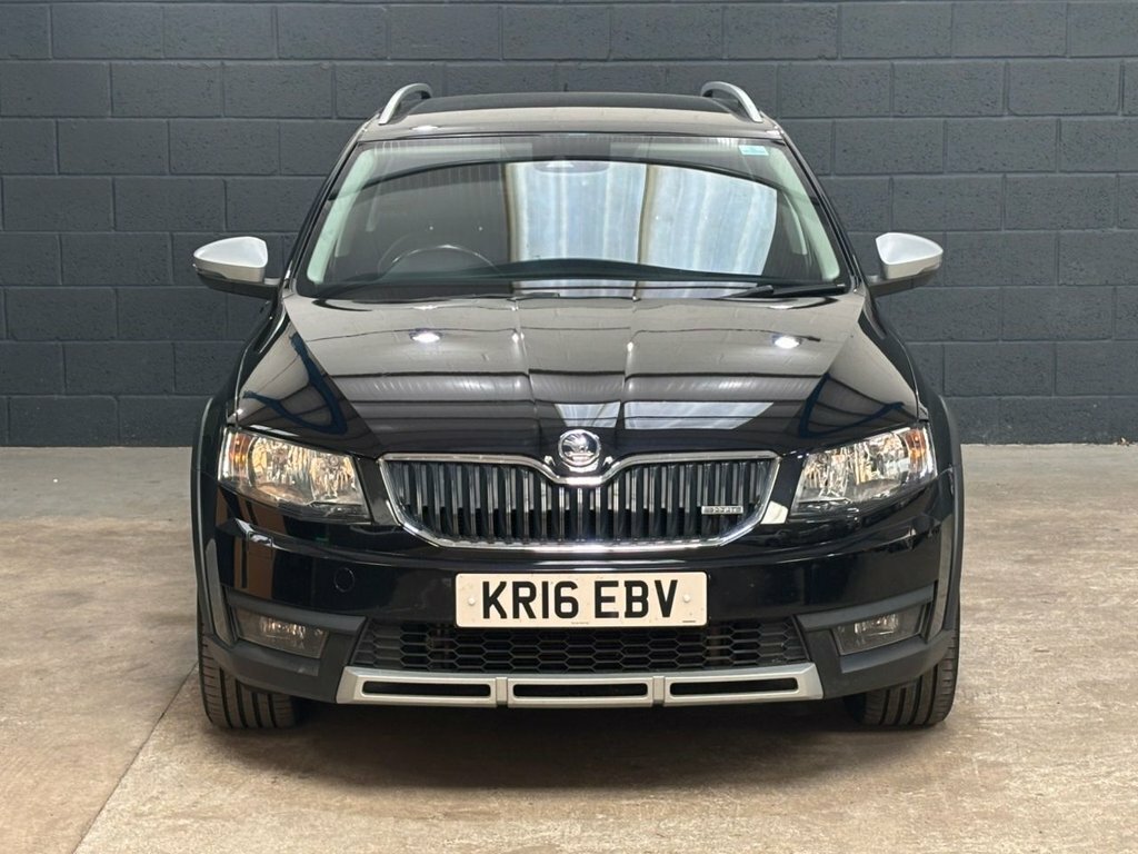 Skoda Octavia 2L Scout Black #2