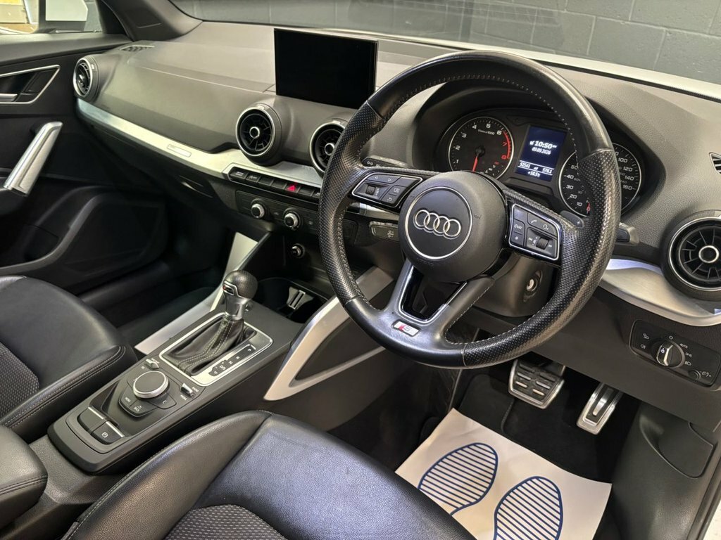 Audi Q2 1.4L S Line White #2