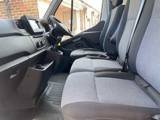 Nissan InterStar Interstar Acenta Dci White #19
