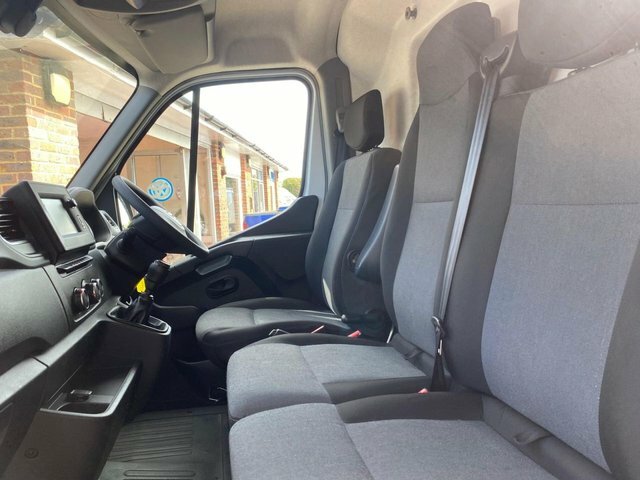 Nissan InterStar Interstar Acenta Dci White #18