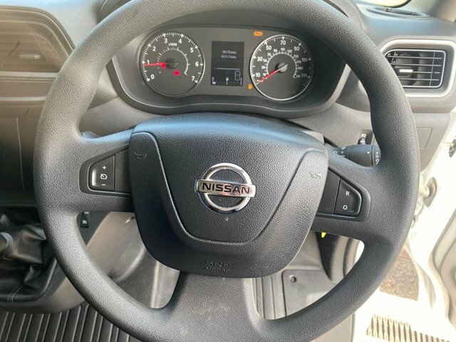 Nissan InterStar Interstar Acenta Dci White #14