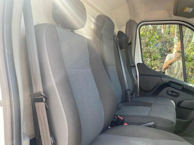 Nissan InterStar Interstar Acenta Dci White #16