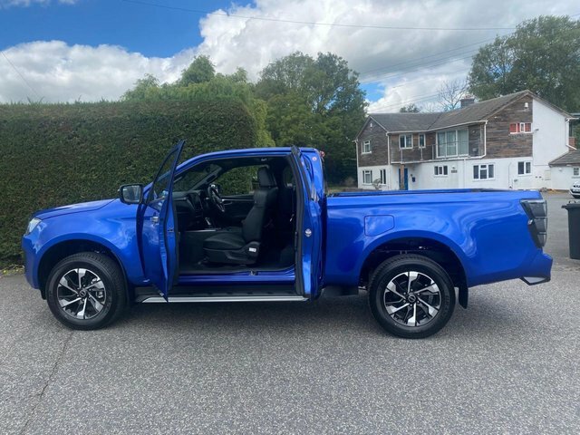 Isuzu D-Max Dl40 Extended Cab 4Wd Pick Up 2.2Td 163 Ps Blue #5