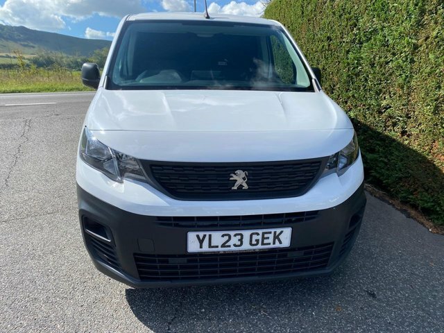 Peugeot Partner 1000 Professional Premium 1.5 Blue Hdi 100Ps White #2