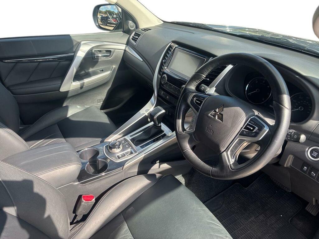 Mitsubishi Shogun Sport 2.4 Di-dc 3 4Wd Grey #3