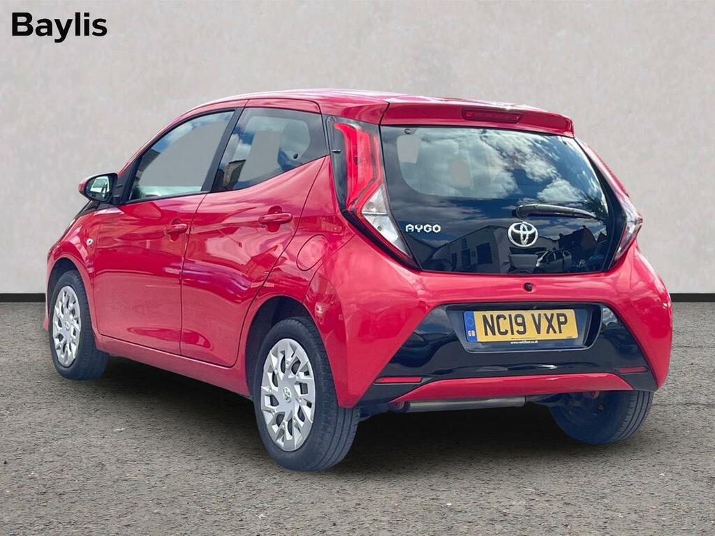Toyota Aygo 1.0 Vvt-i X-play Red #6
