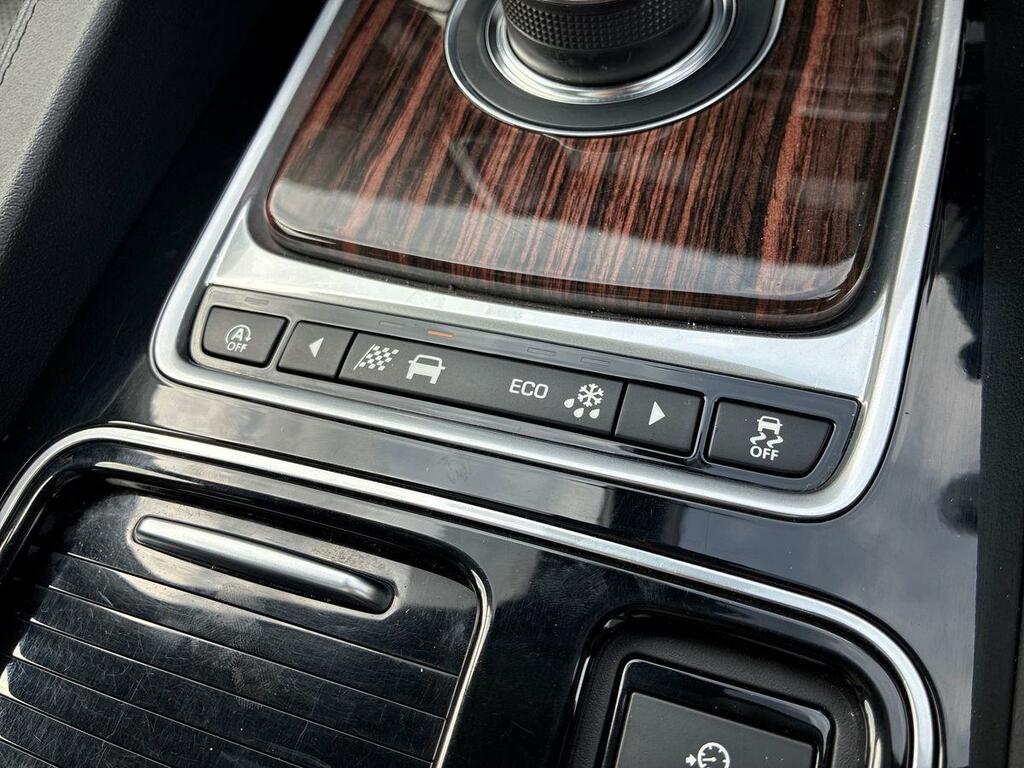 Jaguar F-Pace 2.0 R-sport 178 Bhp Blue #25