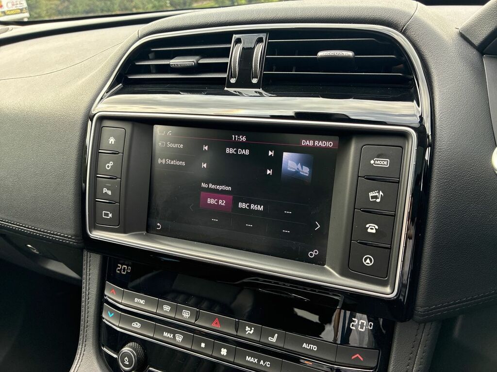 Jaguar F-Pace 2.0 R-sport 178 Bhp Blue #31