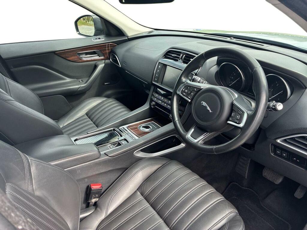 Jaguar F-Pace 2.0D 240 Portfolio Awd Silver #3