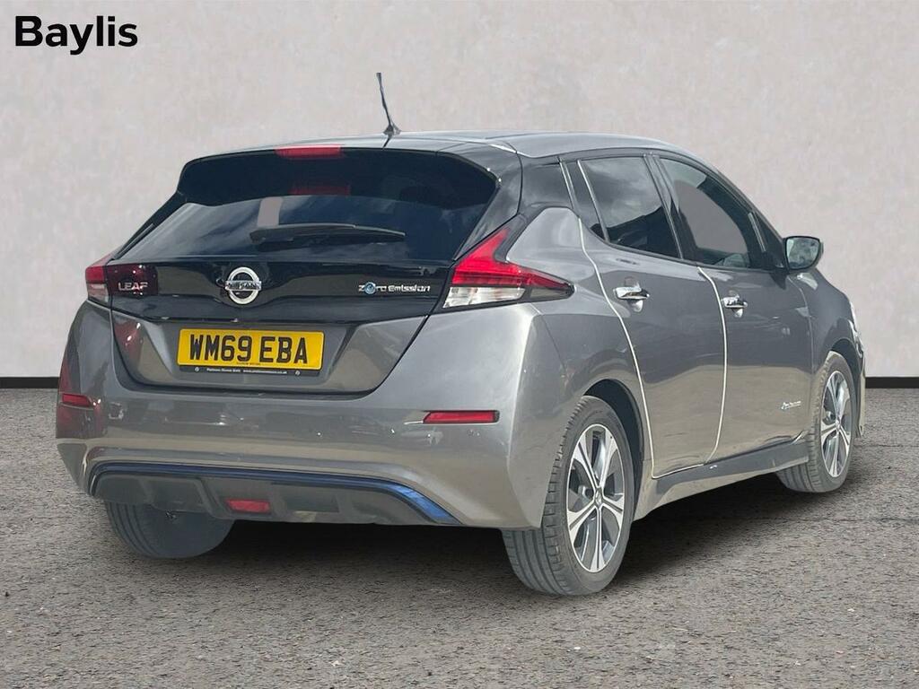 Nissan Leaf 110Kw N-connecta 40Kwh Grey #2