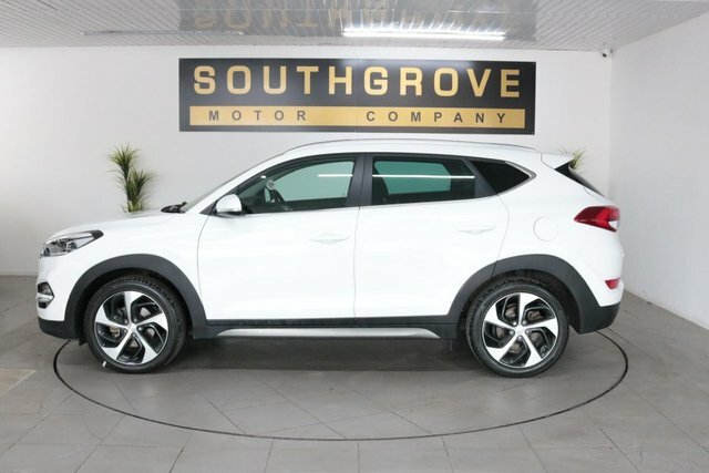 Hyundai Tucson 2.0 Crdi Premium Suv 4Wd Euro 6 1 White #3