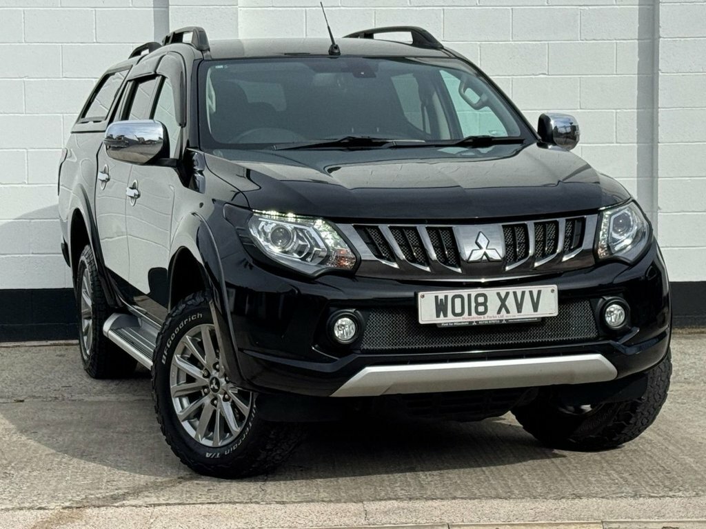Mitsubishi L200 Di-d Dc Warrior White #23
