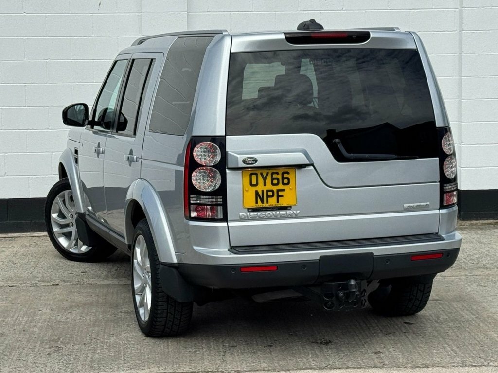 Land Rover Discovery 4 3L Landmark Silver #4
